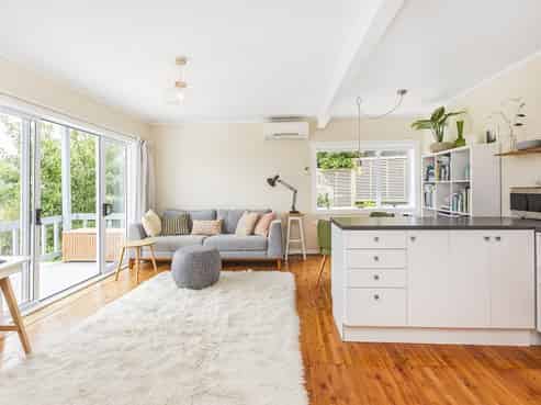 11B Euston Road, Wilton