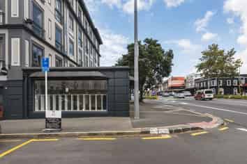 Superior retail in Central Auckland