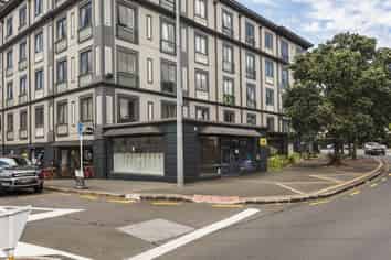 Superior retail in Central Auckland