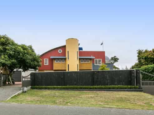 68 Gillies Crescent, Waimarama