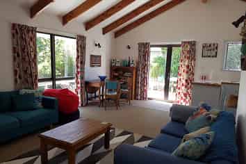 204B Williamson Road, Whangamata