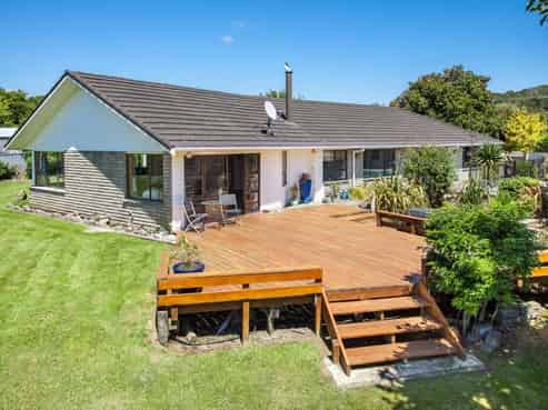 107 White Pine Bush Road, Awakeri