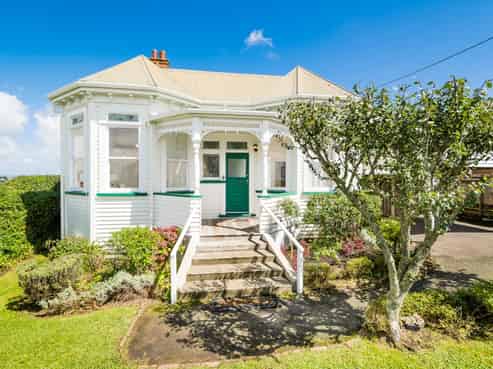 7 Colonial Road, Chatswood