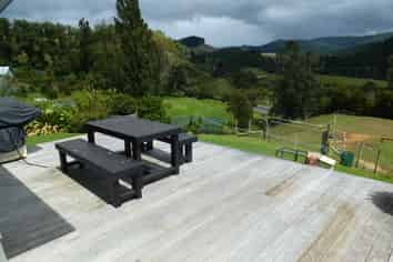 2 Manuka Drive, Whangamata