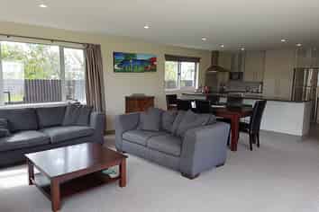 220B Given Ave, Whangamata