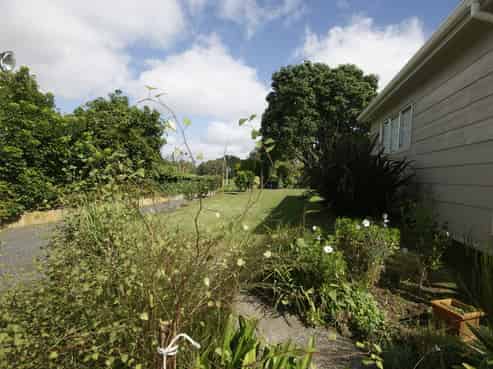 810 Kingseat Road, Kingseat