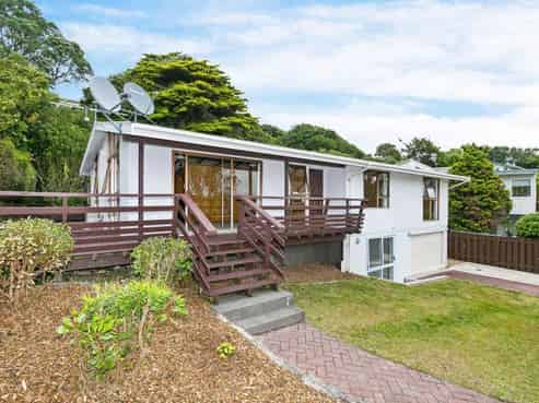 101 Stewart Drive, Johnsonville
