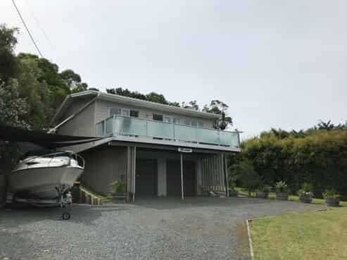 57 Clinton Road, Tawharanui Peninsula