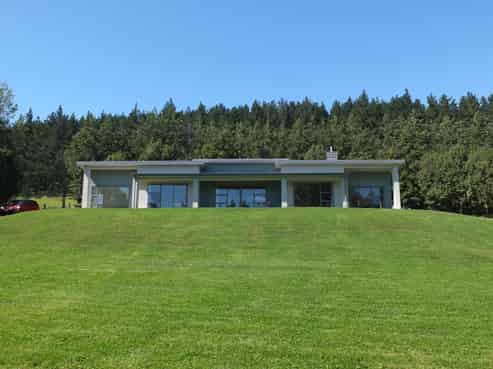 191 Cormacks-kia Ora Road, Enfield and Surrounds