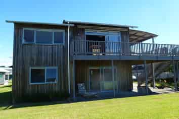 300B Mary Road, Whangamata