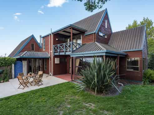 111 Arapiki Road, Stoke