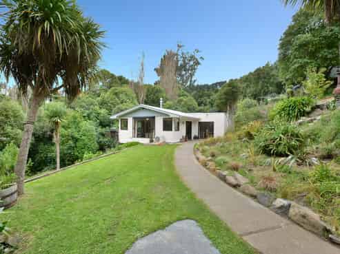 37 Porterfield Street, Macandrew Bay