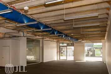 Modern retail, great location, ample parking