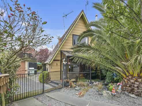 97 Rocking Horse Road, Southshore