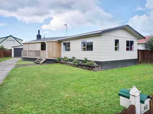 42 Eversham Road, Mount Maunganui