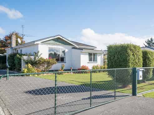 24 Robinson Street, Rakaia