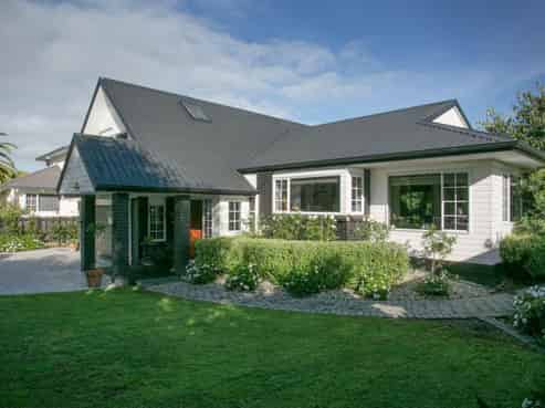 71 Carlyle Street, Leamington