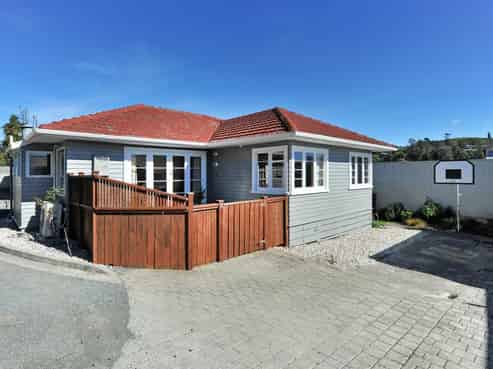 66B Campbell Street, Nelson South