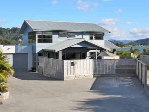 7 Triumph Dell, Pauanui