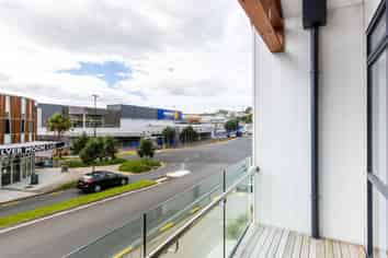 Brand-New Office in Silverdale