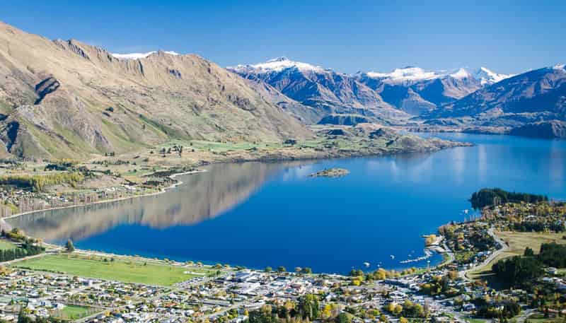* *, Wanaka