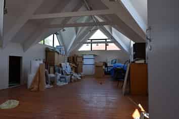 ESTABLISHED COMMERCIAL BUILDING