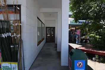 ESTABLISHED COMMERCIAL BUILDING