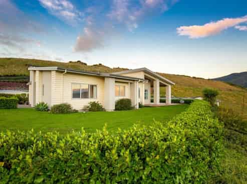 2 Crown Terrace, Britannia Heights