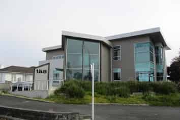 TASTEFUL TE RAPA OFFICE