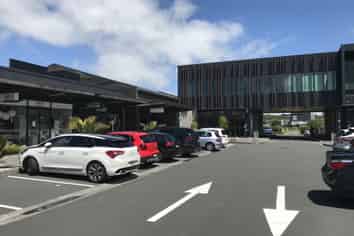 CBRE - Stonefields Marketplace Seeking Food Operat