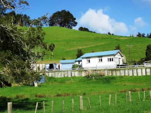 664 Whananaki South Road, Whananaki