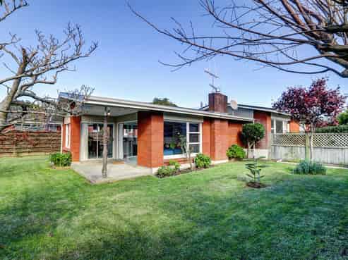 46 Hooker Avenue, Chedworth