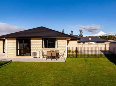 37 Cyrus Street, Whalers Gate