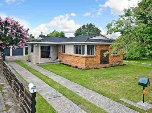 7 Erika Place, Fairview Downs