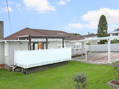 3 Glen Marine Parade, Glendene