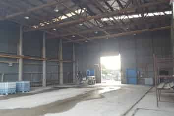 Bottom Workshop For Lease