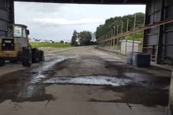 Bottom Workshop For Lease