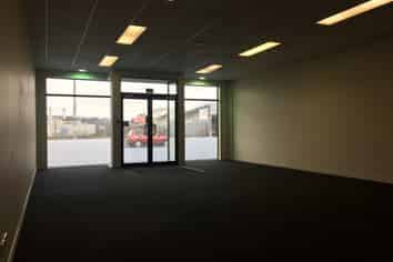 Retail Space - Main Road Visibility