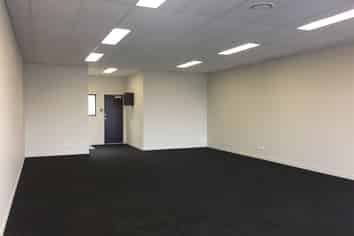 Retail Space - Main Road Visibility