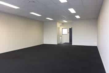 Retail Space - Main Road Visibility