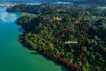 137 Upper Harbour Drive, Greenhithe