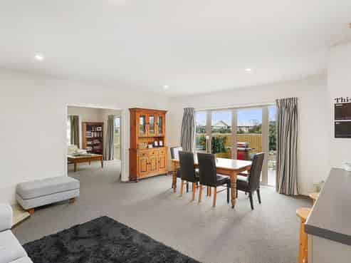 6 Greenan Place, Doyleston