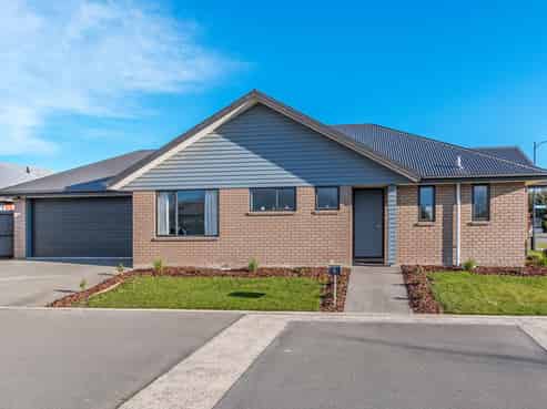 4 Charente Way, Yaldhurst