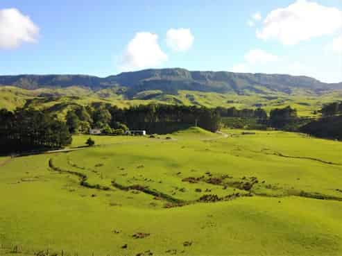 803 Range Road, Pongaroa