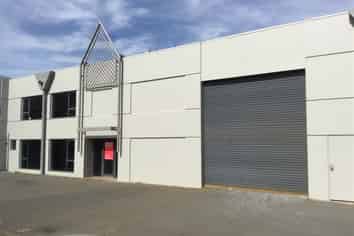 City Fringe Warehouse with Office