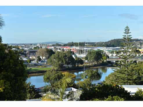 6B Pentland Road, Regent