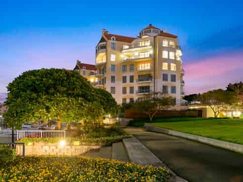 31 Waterside Crescent, Gulf Harbour