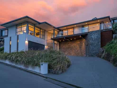 6 Challenger Lane, Redcliffs