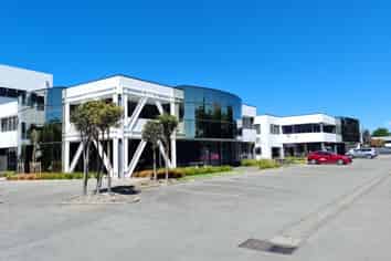 Excellent office opportunity