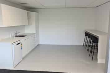 Excellent office opportunity